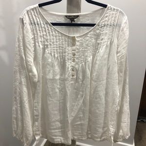 Tommy Bahama Linen Shirt w Beautiful Embroidery